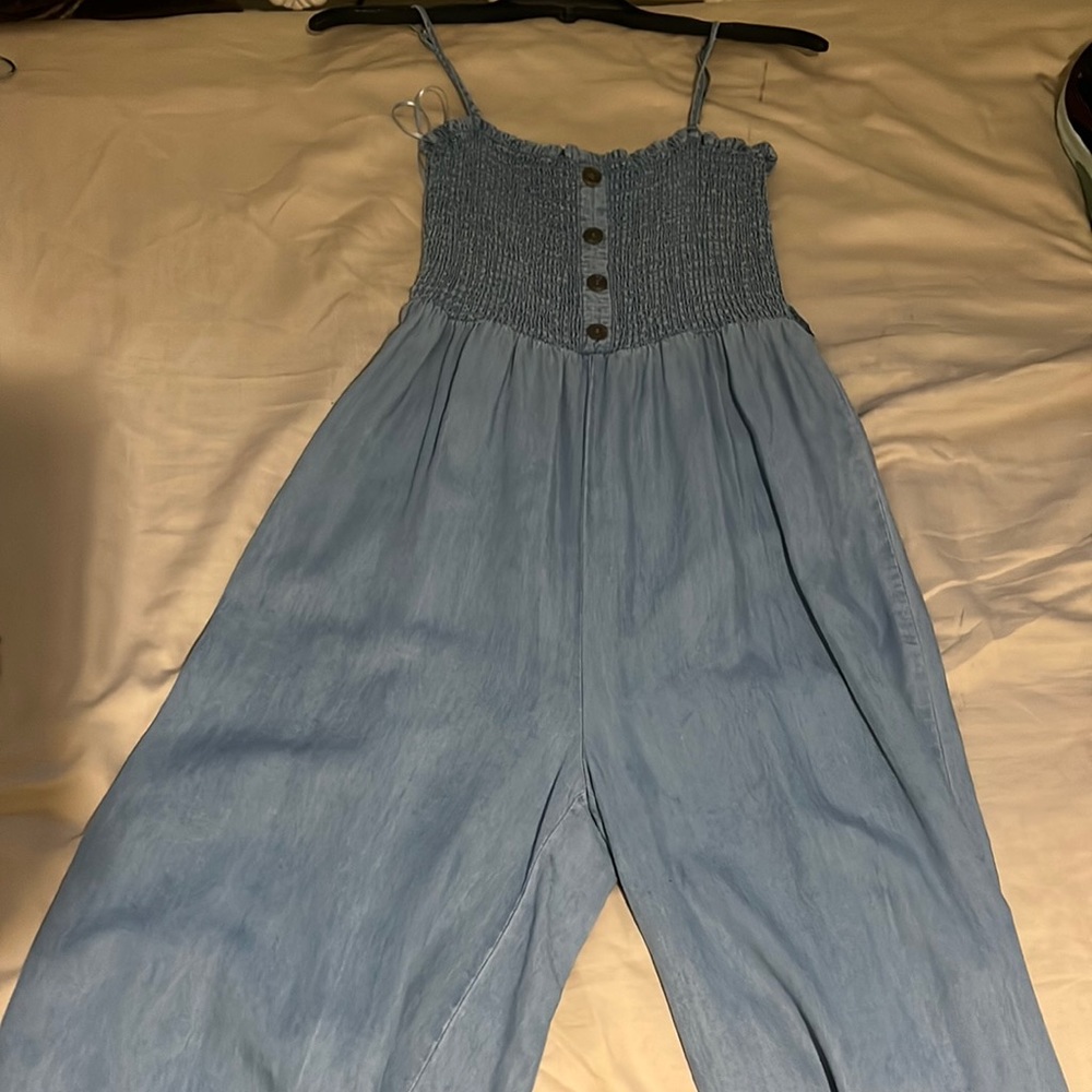 Cute light jean washed romper, size small, used once